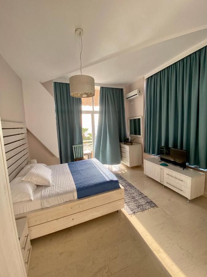 Saranda Hotel Eksteriør billede