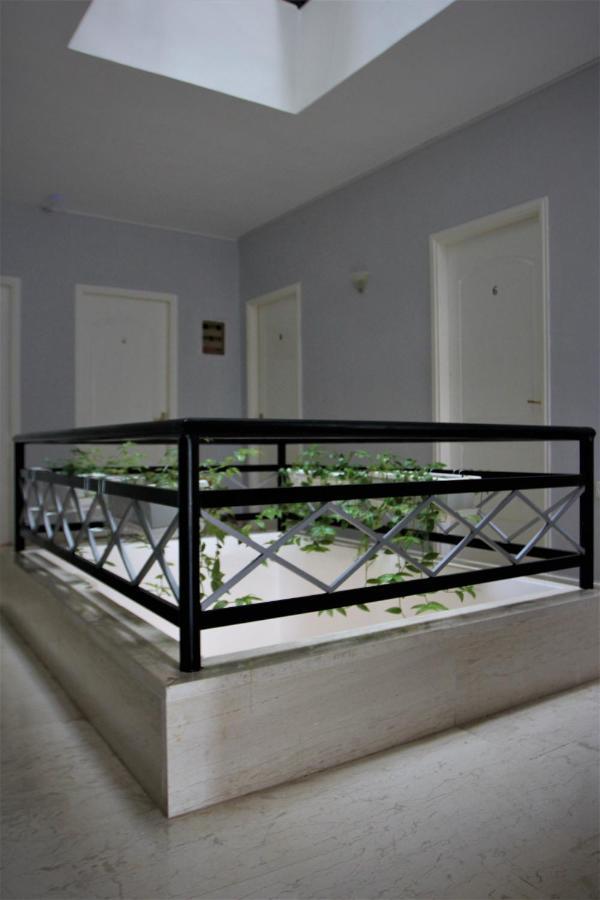 Saranda Hotel Eksteriør billede